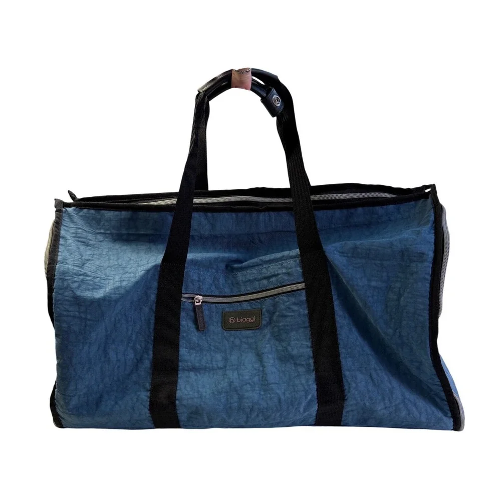Biaggi Hang-2-Duffle Garment Bag Blue Crinkle Nylon Convertible Travel Suit